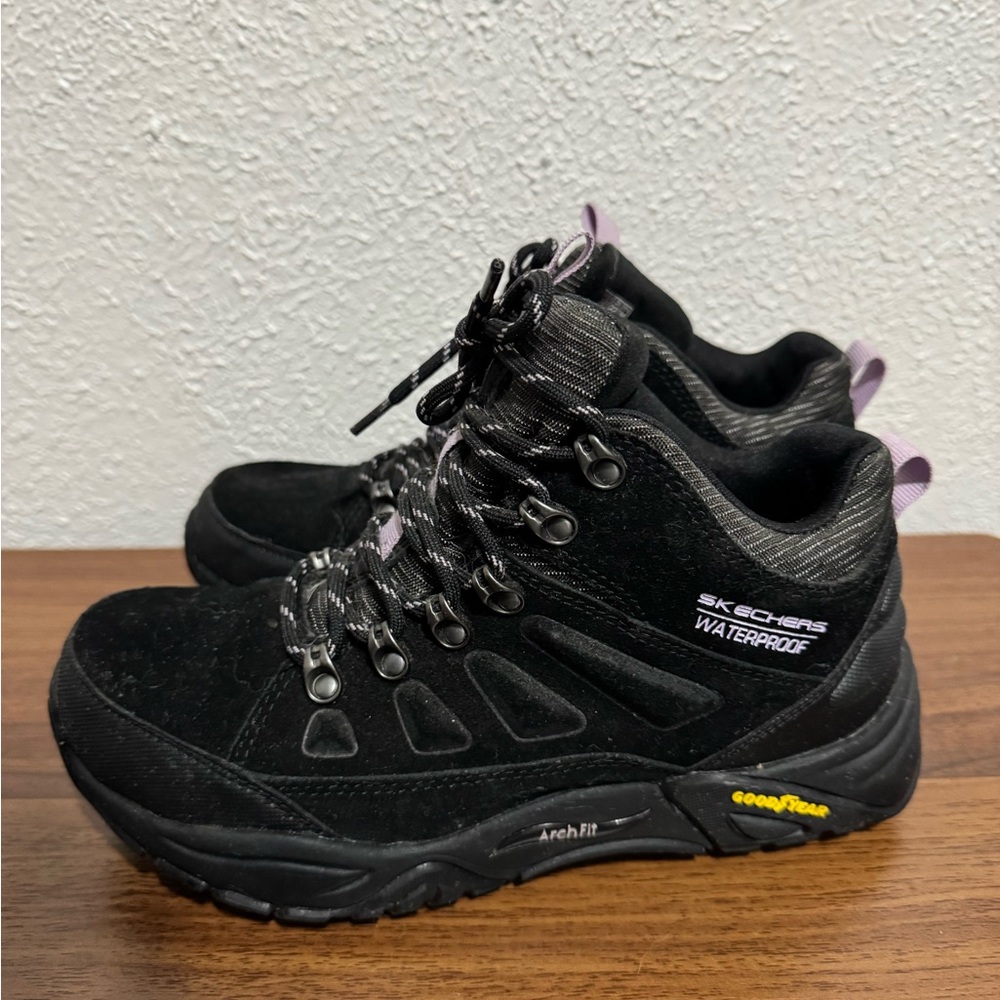 Skechers Women's Black Lace-Up Waterproof Hiking Boots